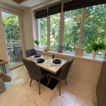 Sea Breeze 1 * וארנה