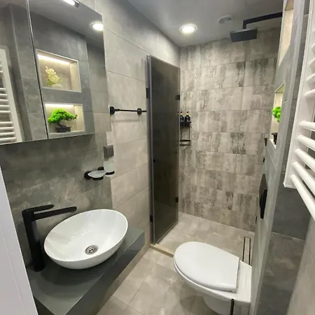 Sea Breeze 1 Апартамент