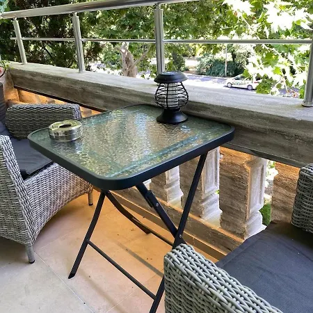 Sea Breeze 1 Apartment *