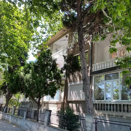 Διαμέρισμα Sea Breeze 1 *