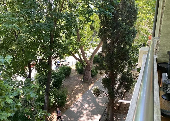 Apartment Sea Breeze 1 *