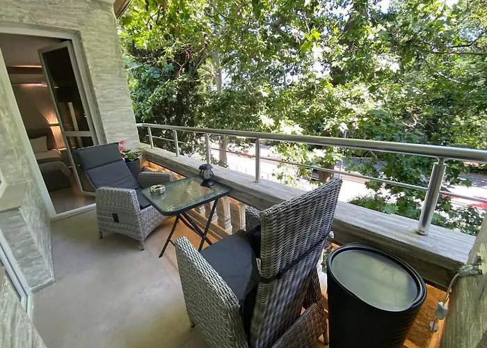 Apartment Sea Breeze 1